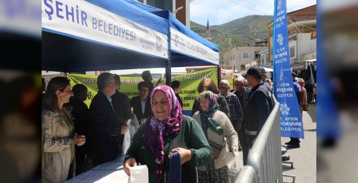 Ata tohumları Aydın'da hayat buluyor: Karacasu ve Koçarlı'da binlerce fide dağıtıldı