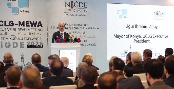 Başkan Altay’dan kritik mesaj: ''Krizler şehirleri tehdit ediyor''