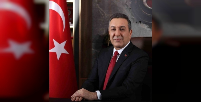 Başkan Dere'den çocuklara bayram müjdesi: Milli egemenlik ve gelecek nesiller