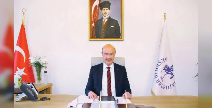 Başkan Köksal, AK Parti’ye geçiş iddiasına yanıt verdi