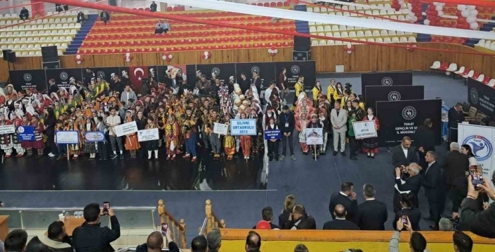 Bayburt Ortaokulu, Türkiye halk oyunları finallerinde beşinci oldu