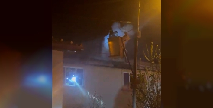 Bolu'da 2 katlı evin bacasında yangın paniği