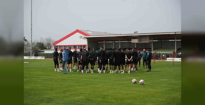 Dan Agyei, Galatasaray maçını değerlendirdi: 'Top girmiş olsaydı kazanırdık