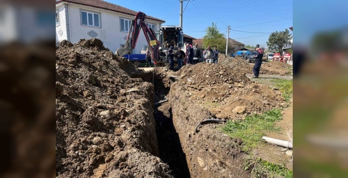 Düzce'de İSKİ çalışmasında göçükten kurtarılan işçinin durumu iyi