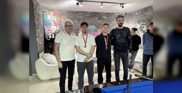 Düzce'de okul sporları pool bilardo şampiyonası coşkuyla tamamlandı