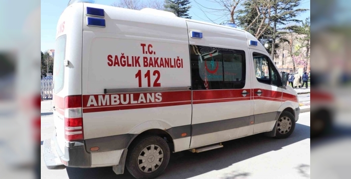 Eskişehir'de akıl almaz kaza: Scooter sürücüsü genç kız yaralandı