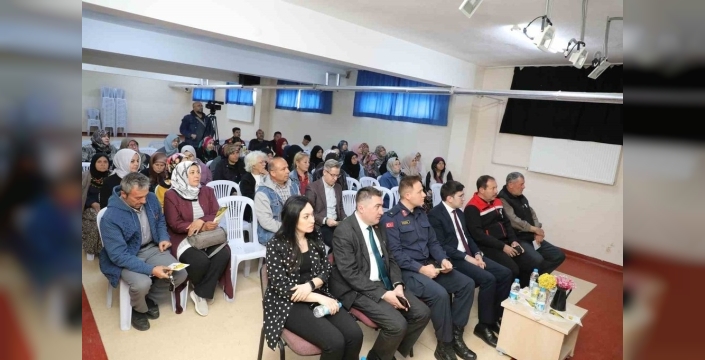 Eskişehir'de kadın çiftçiler altın otu yetiştirecek