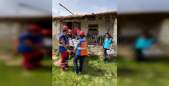 Eskişehir'de UMKE tatbikatı: 45 sağlık personeli eğitim aldı