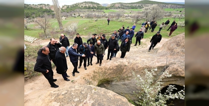 Eskişehir Valisi Yılmaz: Frig Vadisi'nin tanıtımına hız kesmeden devam edeceğiz