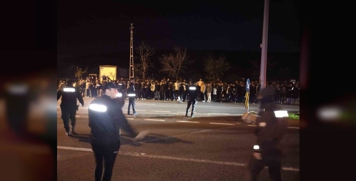 Fenerbahçeli taraftarlardan yönetim ve futbolculara büyük tepki