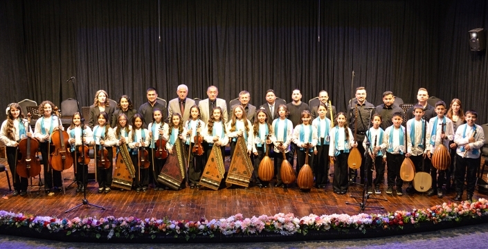 Geleceğin sanatçıları sahnede: Konya’da Türk müziği rüzgarı