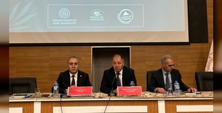 Gençlik merkezleri için yeni yol haritası belirlendi