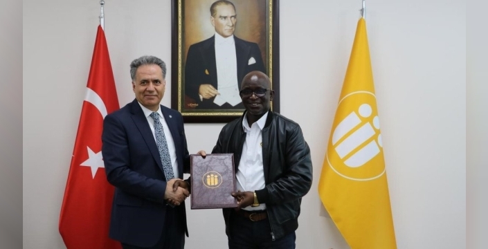 İnönü Üniversitesi'nden Gana'ya sağlık iş birliği adımı