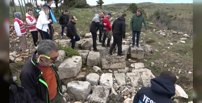 Karadeniz'deki tek Zeus tapınağı define avcılarının insafına kaldı: Sadece temelleri ayakta