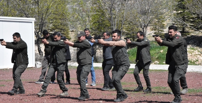 Konya’da orman muhafaza memurlarına silah eğitimi: Emniyetten uygulamalı destek