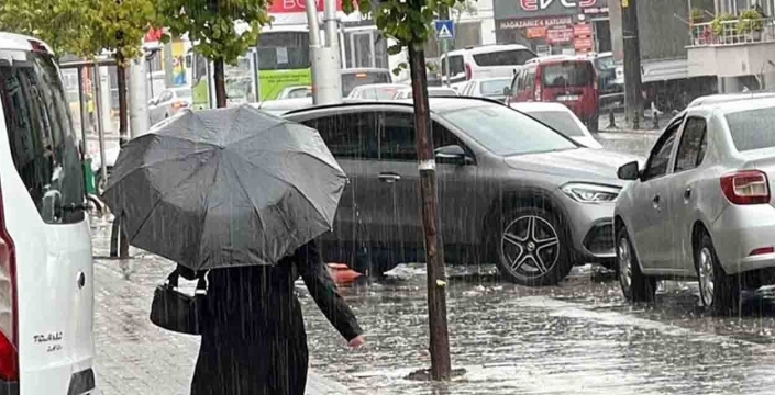 Konya’ya Meteoroloji ve AKOM’dan peş peşe uyarı: Sağanak geliyor!