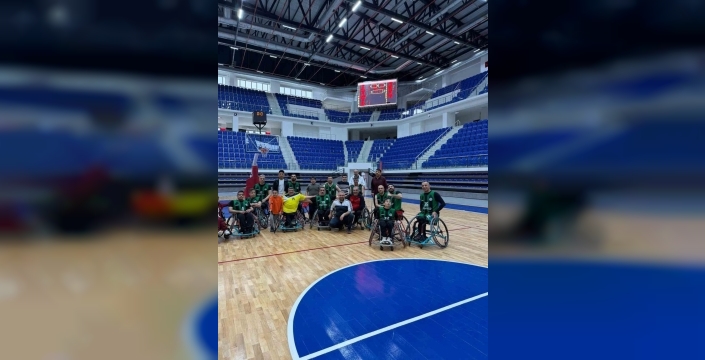 MBB tekerlekli sandalye basketbol takımı play-off’ta yer aldı