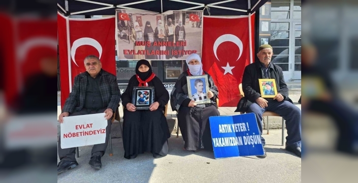 Muş'ta Evlat Nöbeti 241. Haftada: Annelerden Çocuklarına Yürek Burkan Çağrı