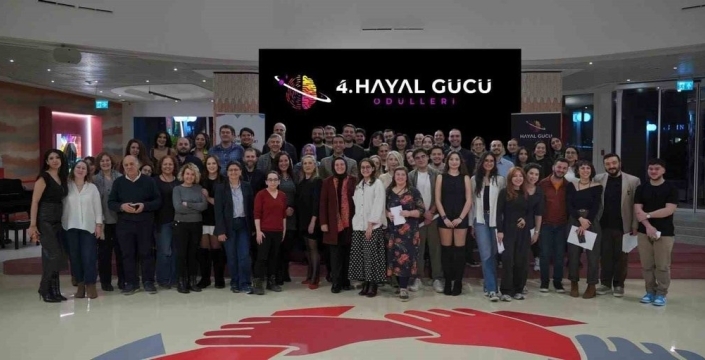 Öğretmen Emre Alettin Keskin'in hayal gücü hareketi, 300 bin gence ulaştı