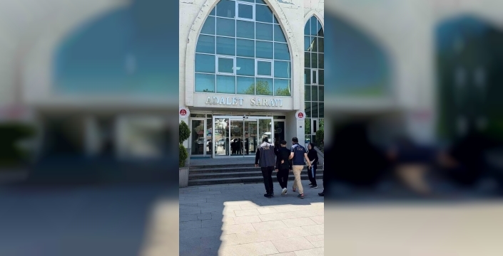 Okulu tarayacağım' diyen öğrenci dehşet saçmadan yakalandı!
