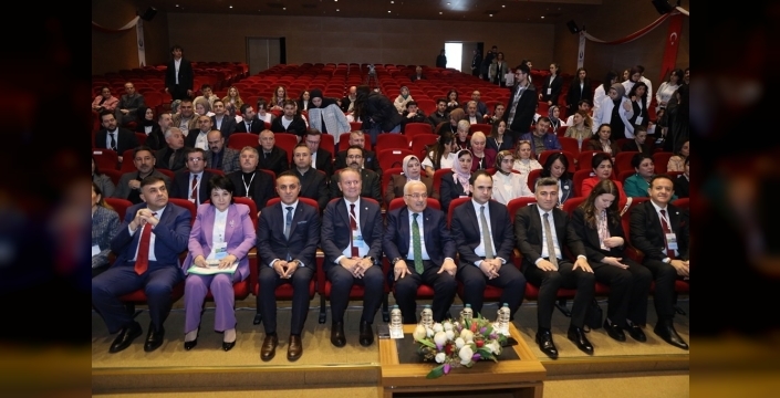 Ordu'da 35 ülkeden akademisyenleri buluşturan dev bilim kongresi başladı