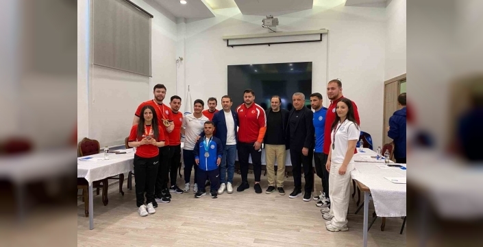 Rıza Kayaalp: 'Aktif güreş yapmayan Taha Akgül rekoru kırmaya daha yakın