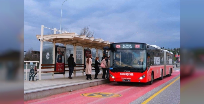 Sakarya'da metrobüs yolculuğu artık cep yakacak: Ücretsiz dönem yarın sona eriyor