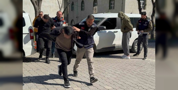 Samsun'da masaj salonuna fuhuş baskını: 3 tutuklama