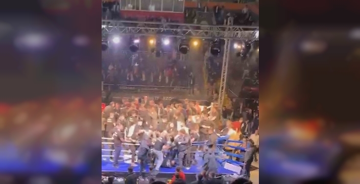 Trabzon'da boks maçında beklenmedik kavga