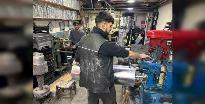 Van'da kışın inatçı pençesi, mangal ve semaver keyfini erteliyor