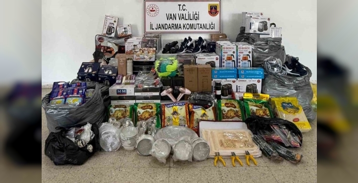 Van'da sınır ötesi kaçakçılığa darbe: Milyonluk vurgun önlendi