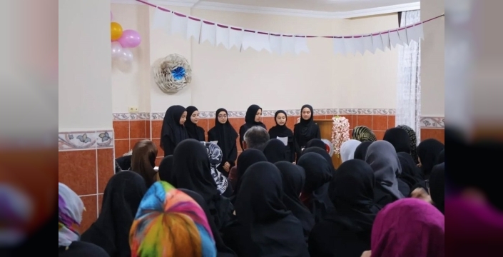 14 saatte ezberlenmiş hatim mucizesi: Bayburtlu Havvanur Çakar din büyüklerini hayran bıraktı