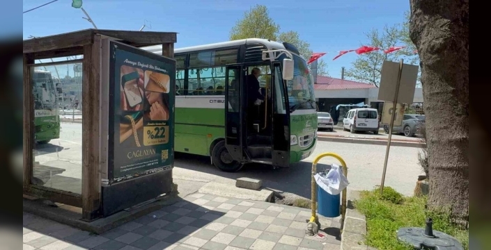 2 yaşındaki çocuk, otobüste ağlama sesiyle bulundu