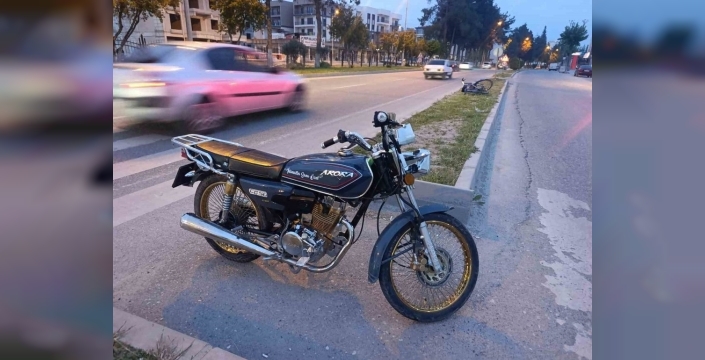 Adıyaman'da feci kaza: Motosikletle bisiklet çarpıştı, 2 kişi hastanelik oldu!