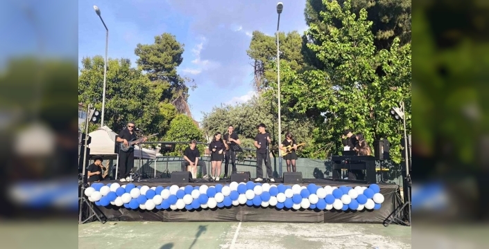 Aydın Lisesi'nde mezuniyet sevincine doyulmadı