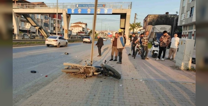 Bafra'da yürekleri ağza getiren kaza: Kurye ağır yaralandı, kaçan sürücü yakalandı