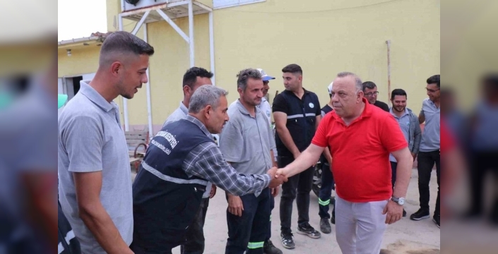Başkan Özel'den personele bayram müjdesi: 'Sizler benim görünen yüzümsünüz