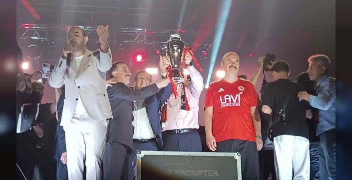 Batman'da petrolspor şampiyonluğu, Murat Boz'la coşku dolu kutlandı