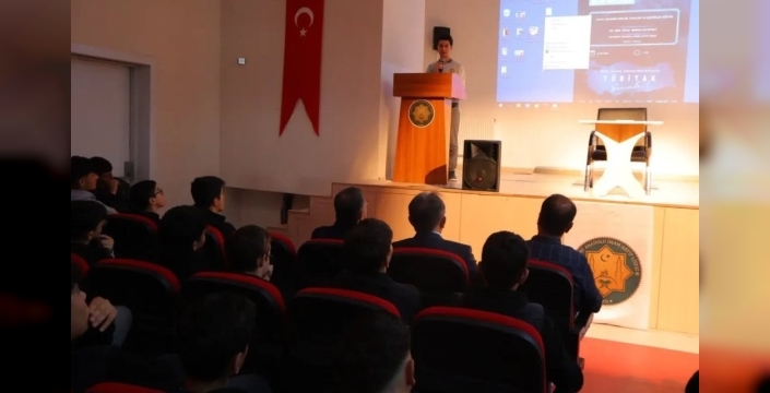 Bayburtlu gençlere mahremiyet ve estetik dersi: Ahlak ve dijital dünya mercek altında