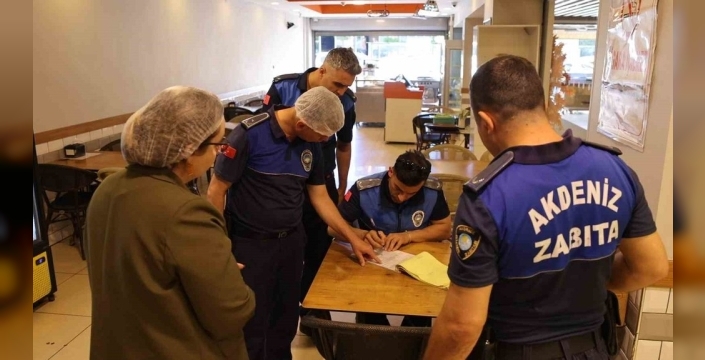 Bayram öncesi Mersin'de gıda denetimleri artırıldı