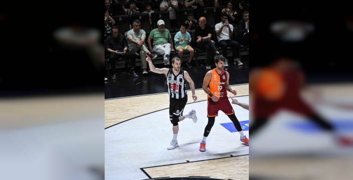 Beşiktaş, Galatasaray'ı devirerek play-off'larda yarı finale adını yazdırdı!