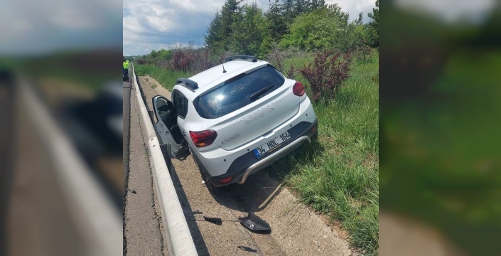 Bolu'da uyuyan sürücü bariyerlere çarptı: 1 yaralı