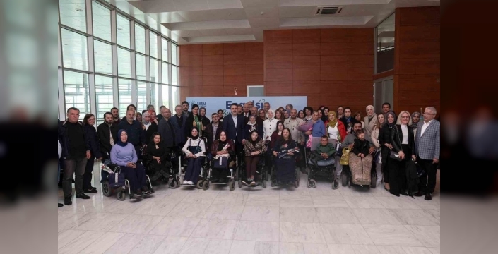Bursa'da engelsiz buluşma: Gönül köprüleri kuruldu, sevgi her engeli aştı
