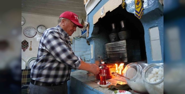 Çayın tadı sizden, ücreti sizden: 85 yıllık otantik lezzet durağı!