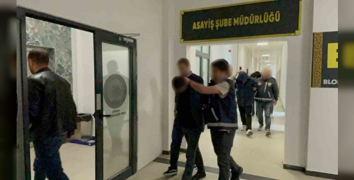 Darıca evinden 25 bin liralık hırsızlık: 3 şüpheli tutuklandı
