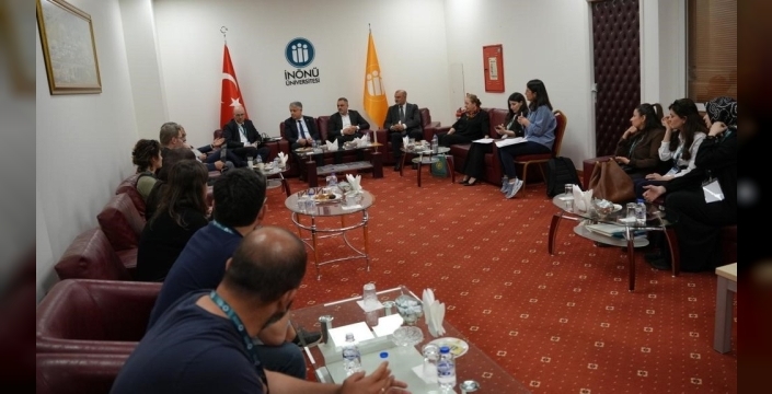 Doğurganlık çöküşü alarm veriyor: Türkiye'nin beka meselesi masaya yatırıldı
