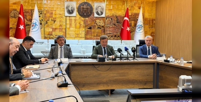 Erzincan'da gençler dijital dünyayı tartışacak