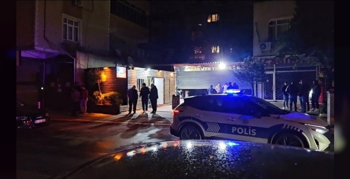 Eyüpsultan'da kanlı gece: Oto yıkamaya motosikletli saldırganlar dehşet saçtı!