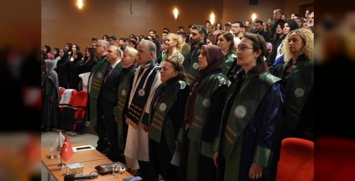 Geleceğin şifacıları beyaz önlükleriyle ilk adımı attı