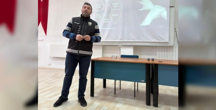 Hisarcık MYO'da gençlere yönelik narkotik bilgilendirme eğitimi verildi